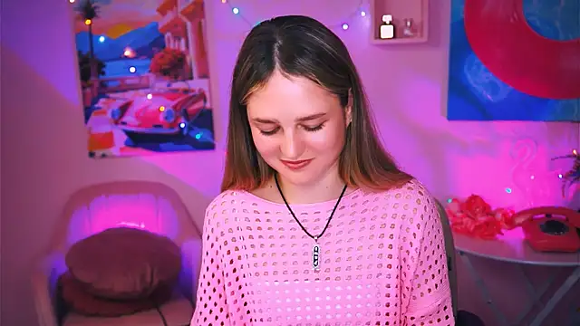 DeboraLarson online show from December 13, 2024, 9:57 am