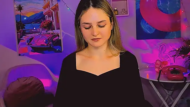 DeboraLarson online show from December 28, 2024, 12:45 pm