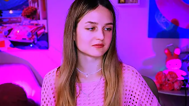 DeboraLarson online show from January 29, 2025, 2:00 pm