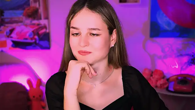 DeboraLarson online show from February 2, 2025, 1:45 am