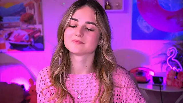 DeboraLarson online show from February 17, 2025, 10:36 pm