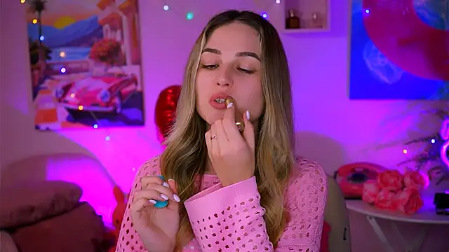 DeboraLarson online show from February 23, 2025, 8:28 am