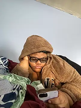 Snapshot of dondivax3 chatting on February 24, 2025, 8:47 pm dondivax3 online show from February 24, 2025, 8:47 pm