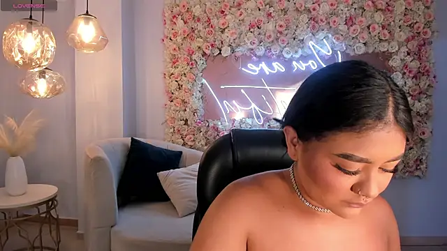 GabriellaLee online show from October 6, 2025, 12:08 am