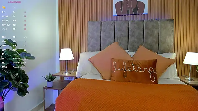 StacyWoods online show from October 25, 2025, 3:40 pm