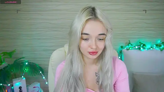 Ashley S online show from February 7, 2025, 5:20 am