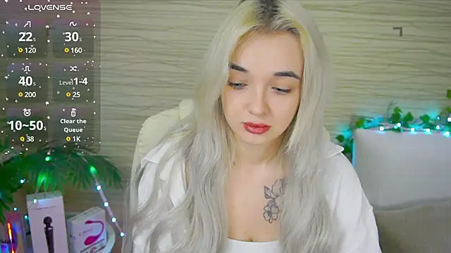 Ashley S online show from February 11, 2025, 11:12 pm