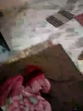 AuntyLover BhabhiLover  online show from December 5, 2024, 4:53 am