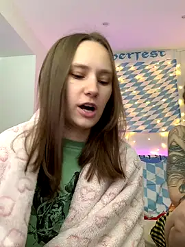 HotCaramellsTV online show from September 23, 2025, 9:01 am