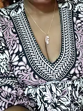 Snapshot of sophia600 chatting on December 24, 2024, 5:02 pm sophia600 online show from December 24, 2024, 5:02 pm