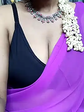 Snapshot of sophia600 chatting on December 26, 2024, 5:40 pm sophia600 online show from December 26, 2024, 5:40 pm