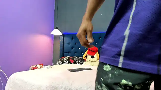 Salomon koude online show from November 6, 2025, 7:04 pm