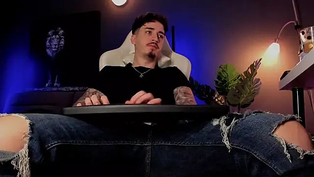 uptomatty online show from April 16, 2026, 8:04 am