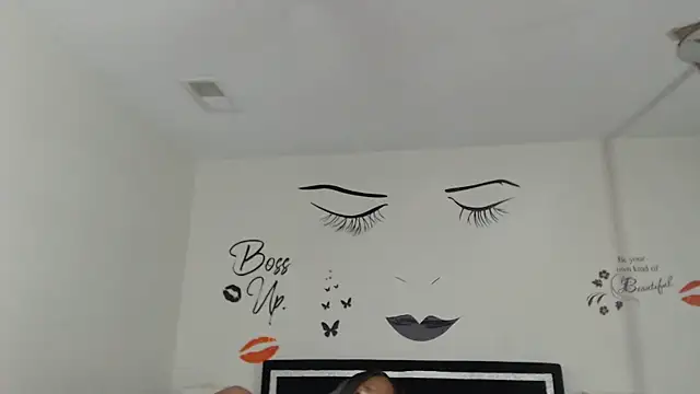 chocolatefantasyxxox online show from December 4, 2024, 12:41 am