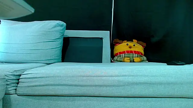 Danyer33 online show from December 4, 2025, 3:27 am