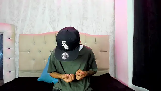 nova sex01 online show from November 19, 2025, 4:45 am