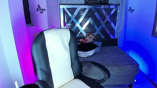 nova sex01 online show from June 4, 2026, 3:01 am