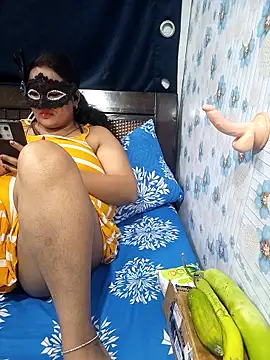 tina8th online show from September 17, 2025, 4:52 pm