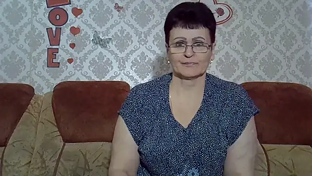 PaulaGolden online show from October 22, 2025, 8:36 am