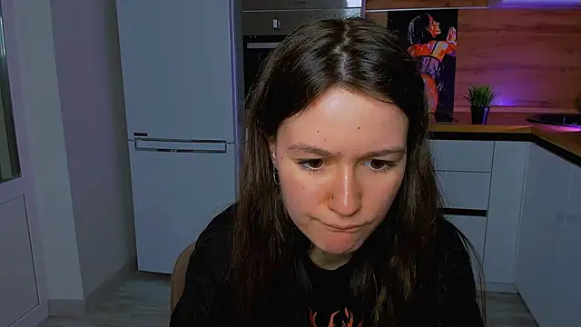 Snapshot of ameli_moon chatting on February 18, 2025, 4:37 pm ameli moon online show from February 18, 2025, 4:37 pm