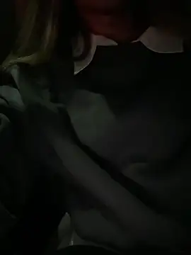 Snapshot of trippy_tina chatting on December 10, 2024, 12:38 pm trippy tina online show from December 10, 2024, 12:38 pm