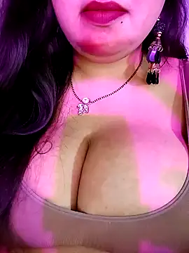 Suhanakhan00 online show from December 14, 2025, 9:36 am