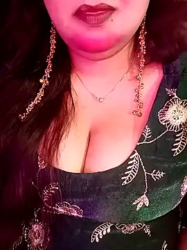 Suhanakhan00 online show from March 14, 2026, 5:29 pm