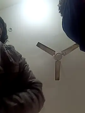 hottboyakash6969 online show from December 20, 2024, 8:28 am