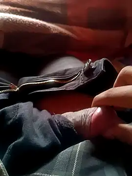 hottboyakash6969 online show from January 4, 2025, 8:39 am