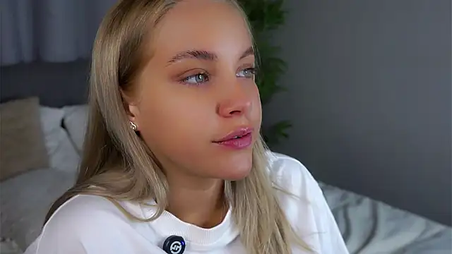 Snapshot of AftonConnett chatting on February 22, 2026, 12:34 am AftonConnett online show from February 22, 2026, 12:34 am