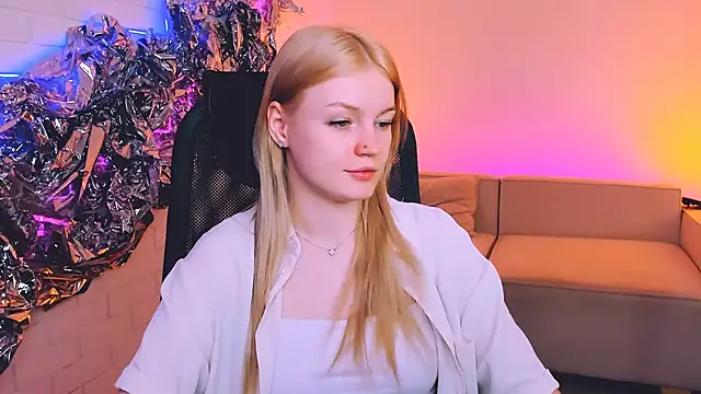 GraceGlamour online show from January 20, 2025, 5:26 am