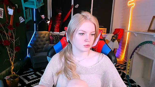 GraceGlamour online show from February 13, 2025, 8:17 am