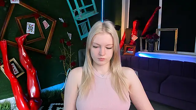 GraceGlamour online show from November 7, 2025, 5:07 am