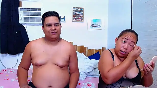 lucasandSofi online show from February 8, 2026, 2:04 am