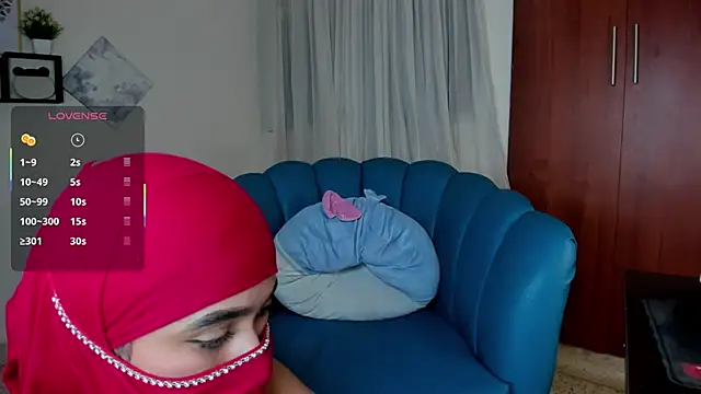 Snapshot of Julie_Markk chatting on January 16, 2026, 9:52 pm Julie Markk online show from January 16, 2026, 9:52 pm