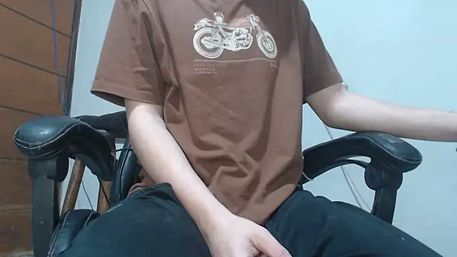 julien xv online show from October 19, 2025, 6:03 am