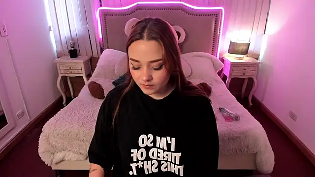 Snapshot of Valentina_Se chatting on December 23, 2024, 10:01 pm Valentina Se online show from December 23, 2024, 10:01 pm