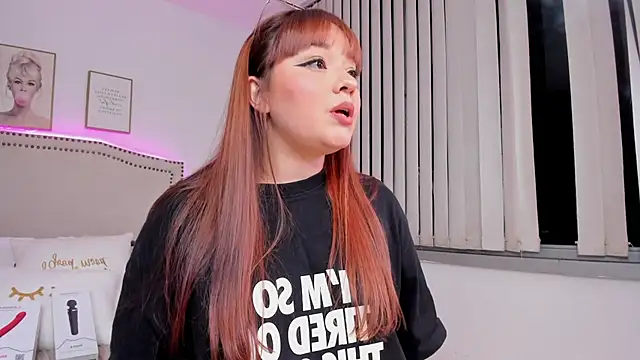 Snapshot of Valentina_Se chatting on February 27, 2025, 4:09 am Valentina Se online show from February 27, 2025, 4:09 am