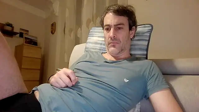 basquehotboy online show from February 27, 2026, 9:59 pm