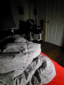 Wherezdaddy online show from September 28, 2025, 4:18 am