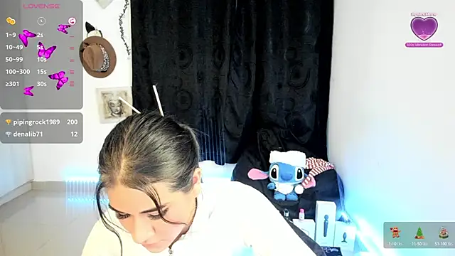 natasha777 v online show from December 12, 2024, 1:53 am