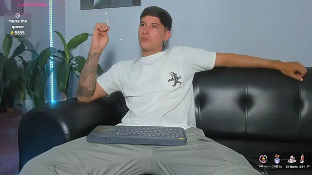 Damian23   online show from February 8, 2025, 3:30 am