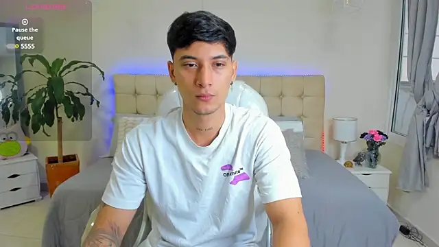 Damian23   online show from February 27, 2025, 1:38 pm