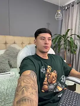 Damian23   online show from September 10, 2025, 12:27 pm