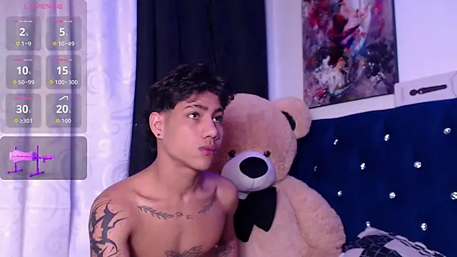 Sexys Boys Hot1 online show from November 14, 2025, 3:05 am