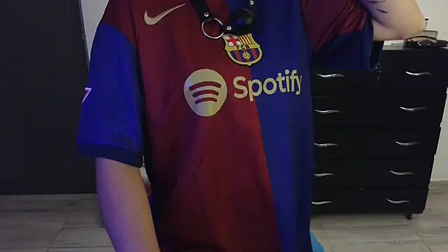 thomascooper7 online show from February 26, 2025, 2:59 am