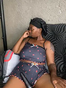 DarkGorgeous online show from April 16, 2026, 7:53 am