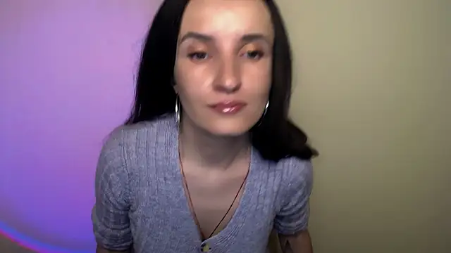 LaimaV  online show from September 27, 2025, 9:03 am