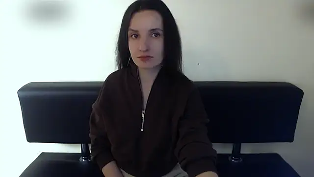 LaimaV  online show from February 23, 2026, 4:26 pm