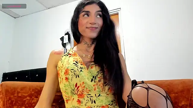 chloe evanx  online show from December 3, 2024, 7:22 pm